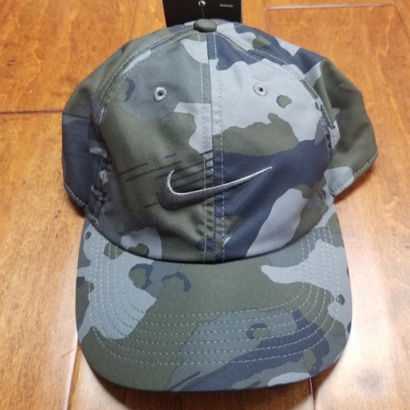 nike dri fit camo hat